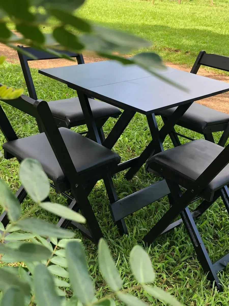 Conjunto Mesa Dobrável 70x70 Madeira Maciça, 4 Cadeiras Estofadas Preta - Cor: PRETO